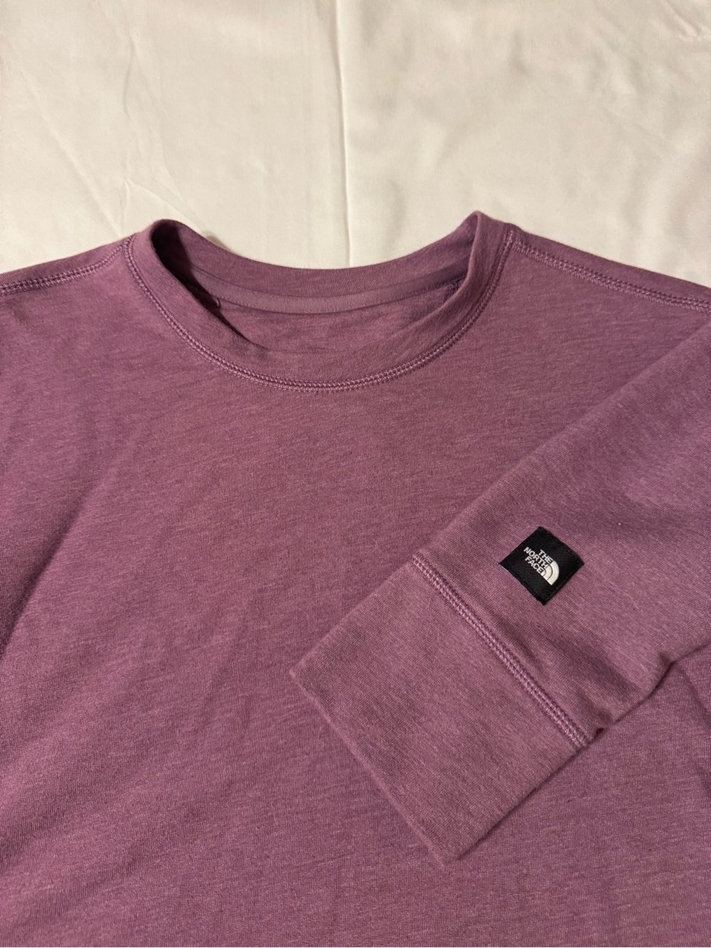The North Face Men’s Crewneck Long Sleeve - Mauve Purple